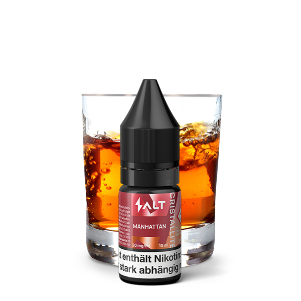 10ml-Flasche vor einem Whiskey-Cola-Drink – SALT Cristallite Manhattan Nikotinsalz-Liquid