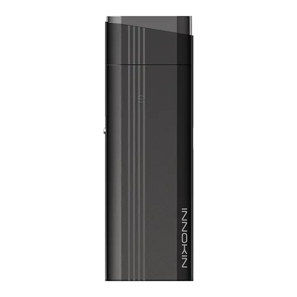 Innokin Klypse Plus Pod Kit in Schwarz, geschlossene Frontalansicht auf weißem Hintergrund