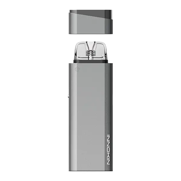 Innokin Klypse Plus Pod Kit in Silber-Grau mit abgenommenem Pod, Frontalansicht auf weißem Hintergrund